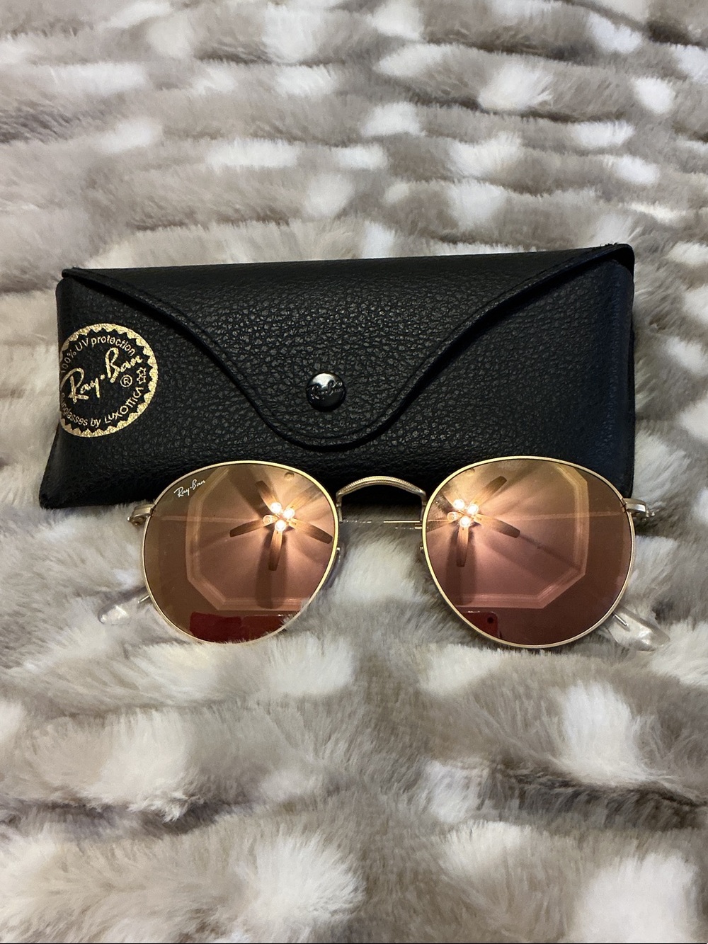 Ray-Ban Women's Round Metal Sunglasses - Gold Frame with Pink Lenses